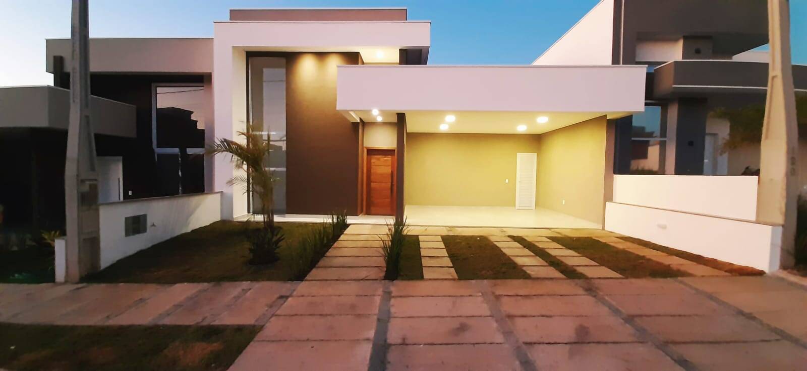 #1443 - Casa em condomínio para Venda em Hortolândia - SP