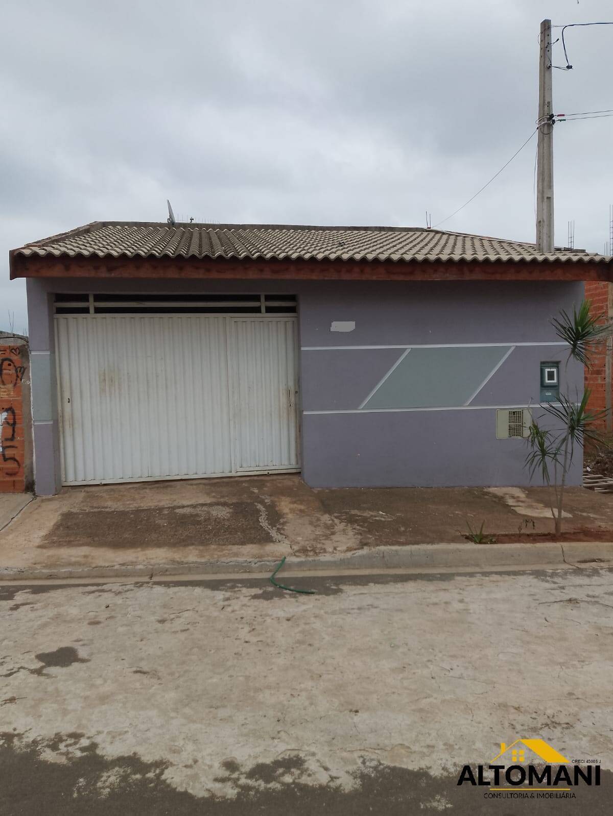 #1900 - Casa para Venda em Hortolândia - SP