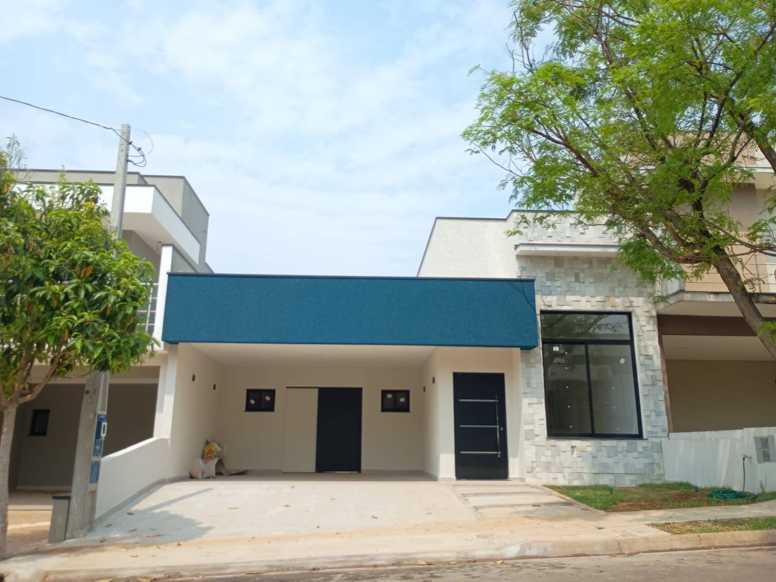 #1881 - Casa em condomínio para Venda em Hortolândia - SP