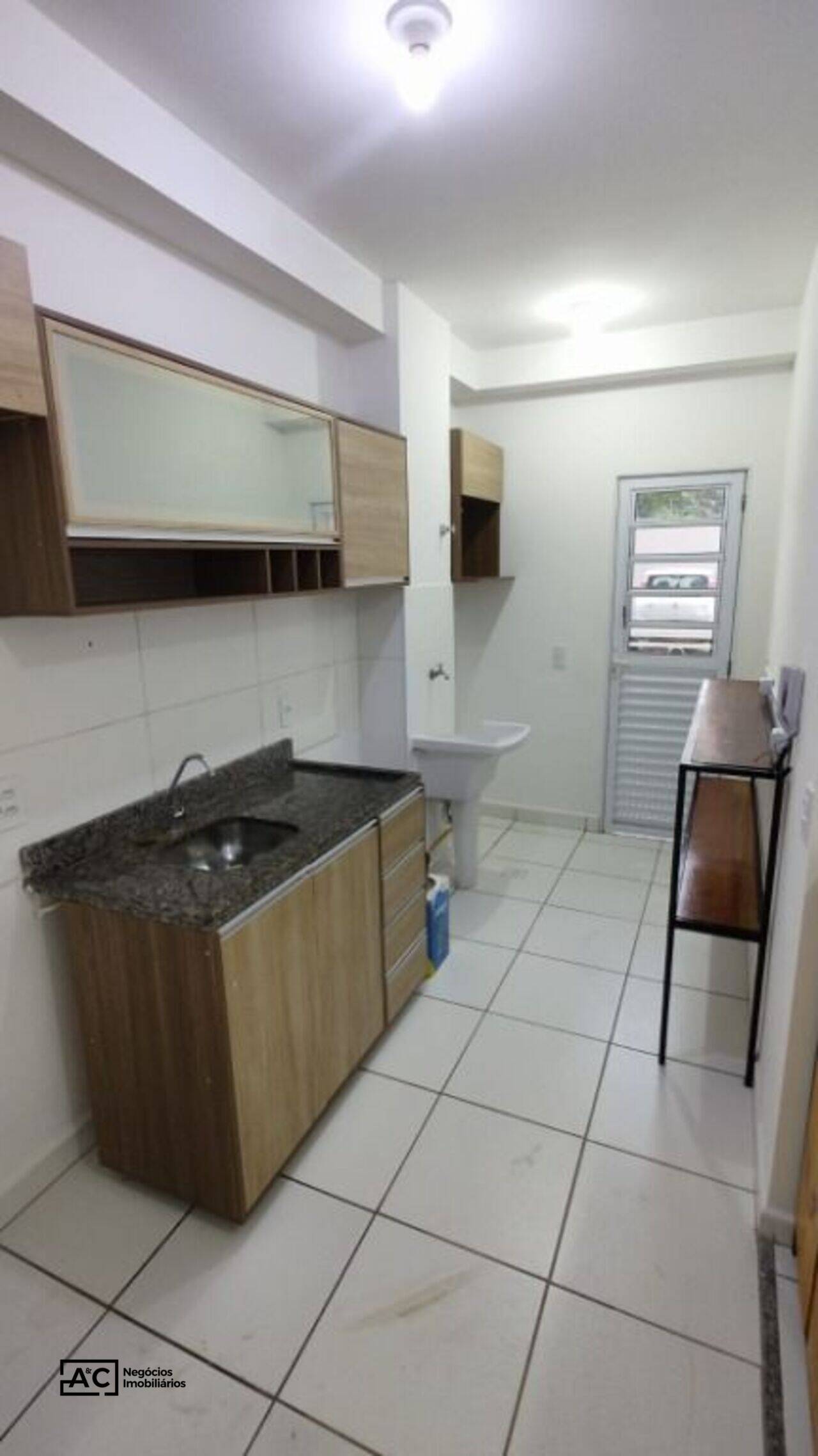#2033 - Apartamento para Venda em Hortolândia - SP