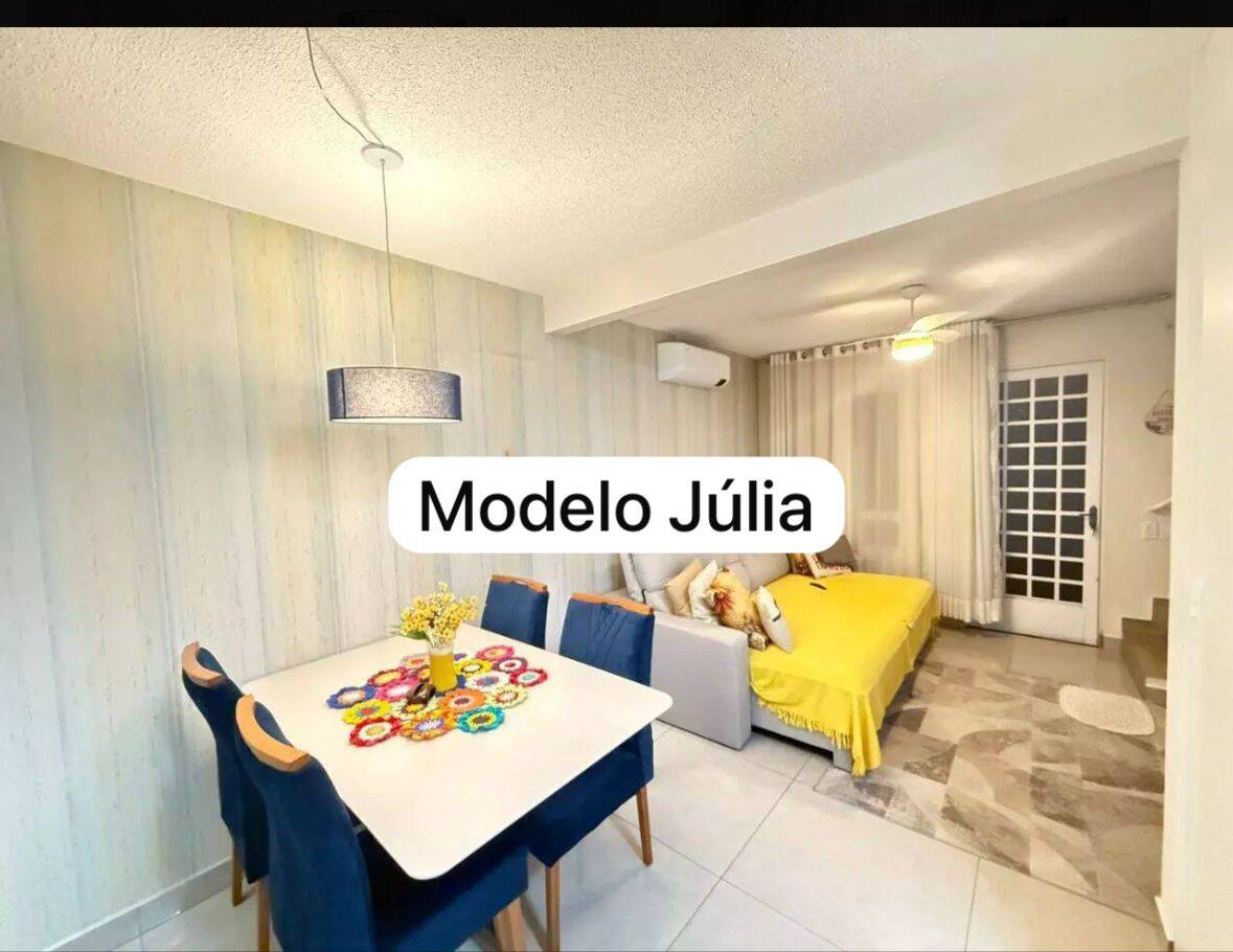 #2098 - Casa em condomínio para Venda em Hortolândia - SP