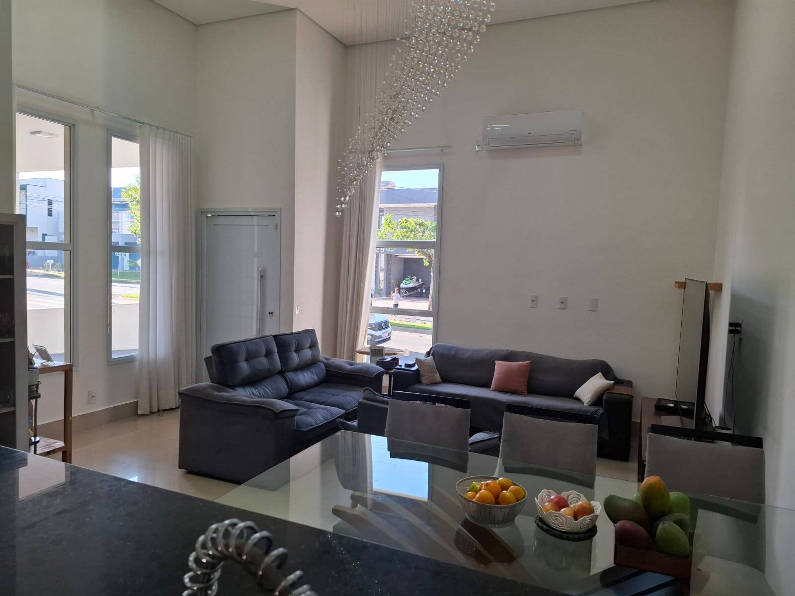 #2110 - Casa em condomínio para Venda em Hortolândia - SP