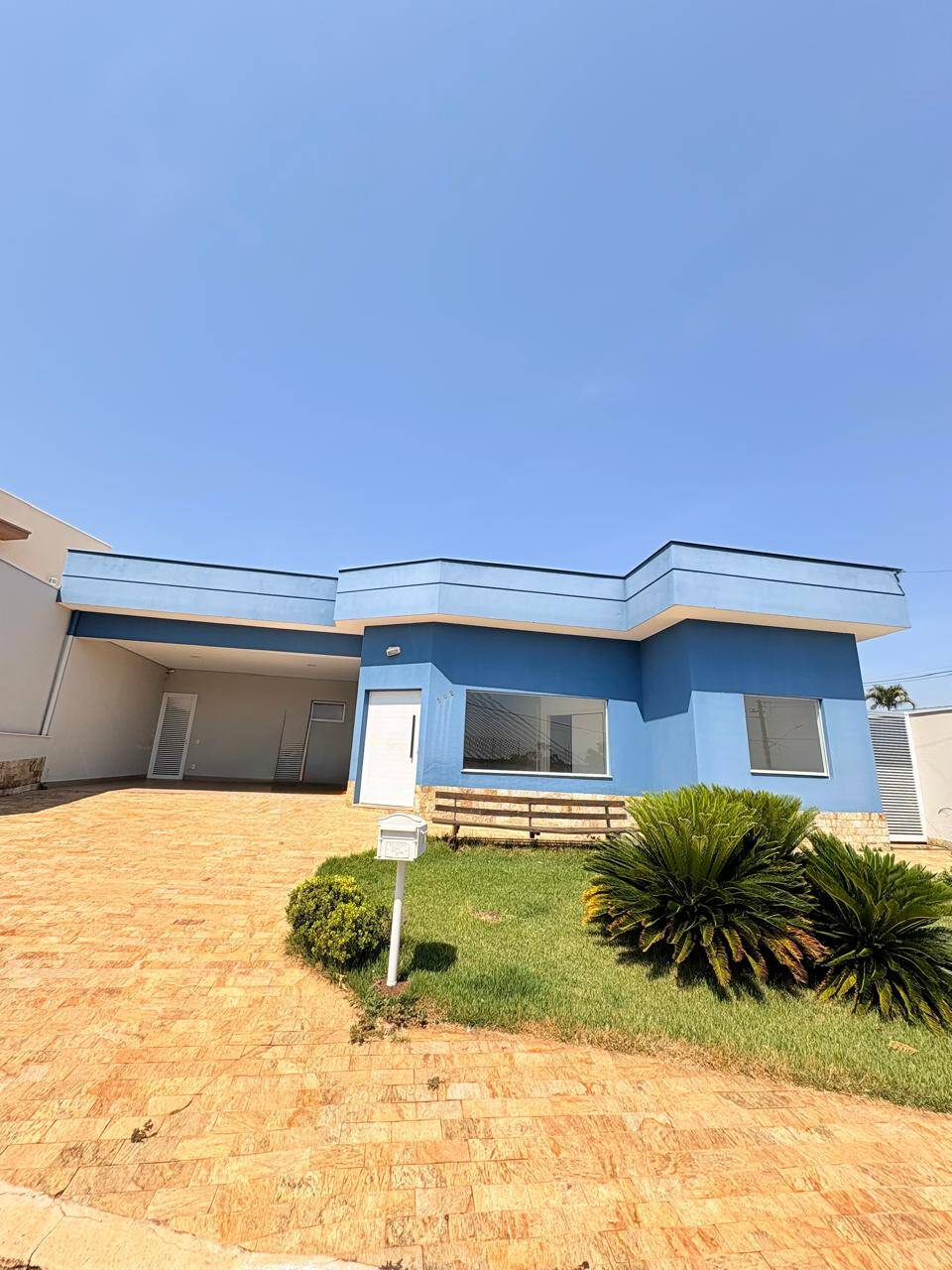 #2151 - Casa em condomínio para Locação em Hortolândia - SP