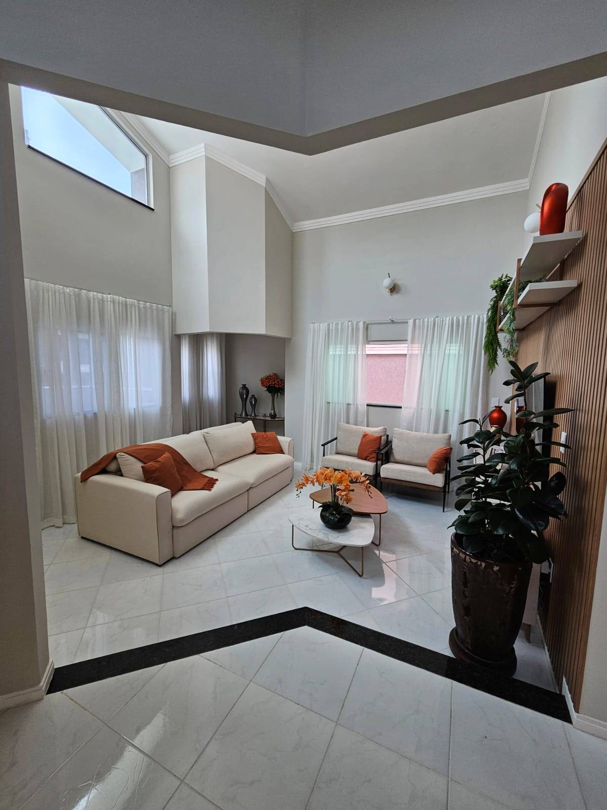 #2241 - Casa em condomínio para Venda em Hortolândia - SP