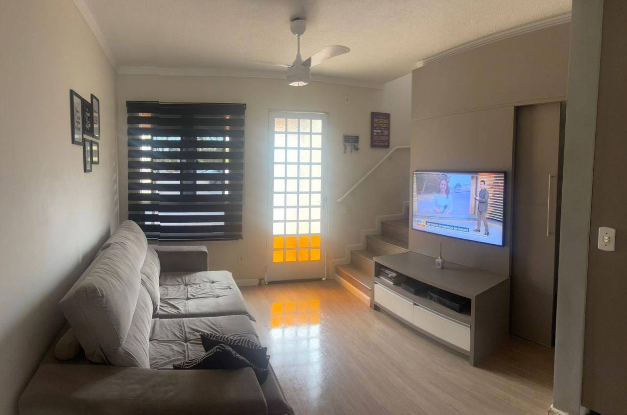 #2250 - Casa em condomínio para Venda em Hortolândia - SP