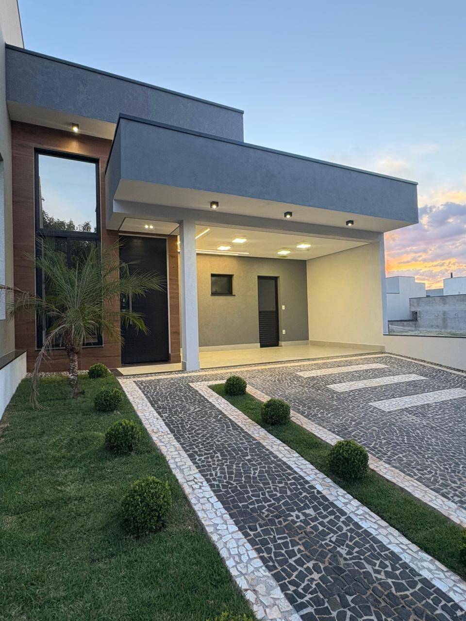 #2355 - Casa em condomínio para Venda em Paulínia - SP