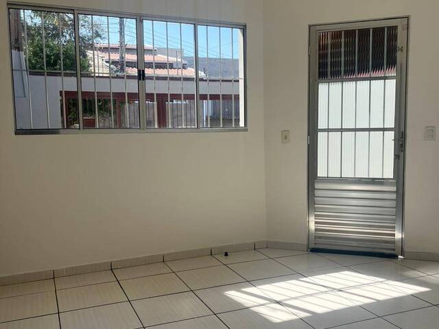 #1809 - Casa para Venda em Hortolândia - SP