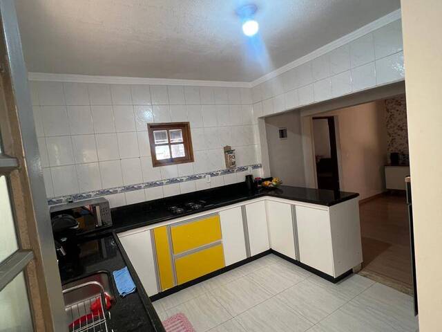 #1937 - Casa para Venda em Hortolândia - SP - 2