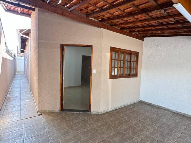 #1989 - Casa para Venda em Hortolândia - SP - 1