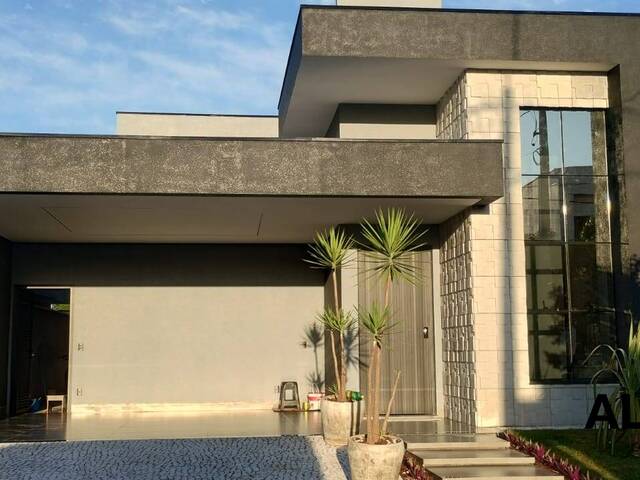 Venda em Residencial Jardim do Jatobá - Hortolândia