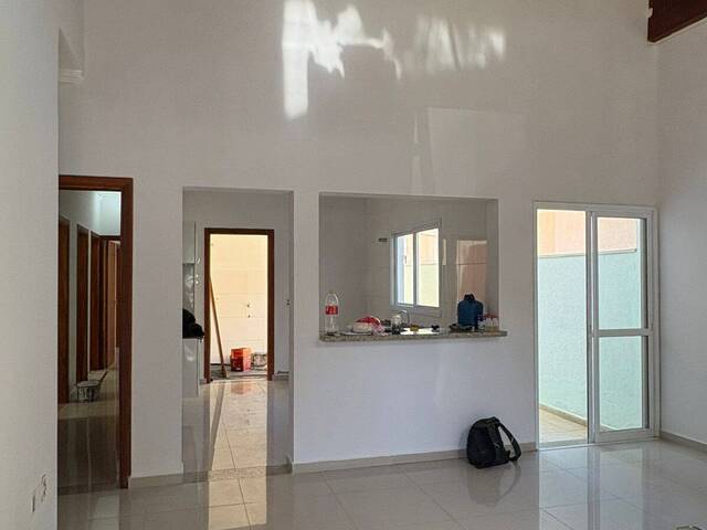 Venda em Jardim Golden Park Residence - Hortolândia