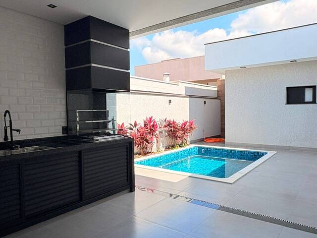 #2035 - Casa em condomínio para Venda em Hortolândia - SP - 2