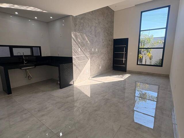 #1667 - Casa para Venda em Hortolândia - SP